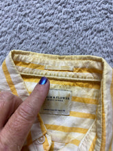 Load image into Gallery viewer, Denim & Flower Ricky Singh Shirt Adult Medium Yellow White Button Up Indie Mens