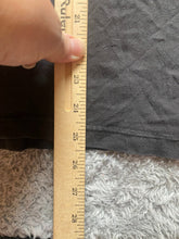 Load image into Gallery viewer, VTG Lynee Shirt Adult Extra Large Black Native American Tribal Feather Pearl Men