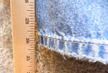 Load image into Gallery viewer, Carhartt Jeans Adult 34x32 Grunge Distressed Carpenter Denim Pants Thrashed Mens