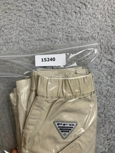 Load image into Gallery viewer, Columbia Shorts Adult Extra Large (40" Waist) Khaki PFG Fishing Performance Mens