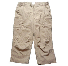 Load image into Gallery viewer, LL Bean Pants Womens Extra Large Capri Cropped Tropicwear Outdoor Hiking Ladies