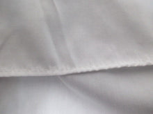 Load image into Gallery viewer, Van Heusen Shirt Adult Extra Large Button Up Long Sleeve Poplin Dress Casual Men