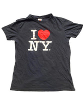 Load image into Gallery viewer, VTG I Love New York Shirt Adult Medium Black Heart Streetwear Crewneck Y2K Mens