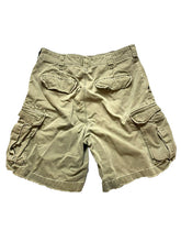 Load image into Gallery viewer, VTG Abercrombie & Fitch Shorts Adult 33 Army Green Cargo Outdoor Utility Mens