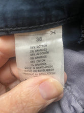 Load image into Gallery viewer, UNIONBAY Shorts Adult 38 Cargo Pockets Flat Front Spandex Sportswear Mens