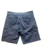 Load image into Gallery viewer, UNIONBAY Shorts Adult 38 Cargo Pockets Flat Front Spandex Sportswear Mens