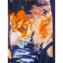 Load image into Gallery viewer, Betsey Johnson Leggings Womens Medium Floral Capri Cutout Athleisure Athletic
