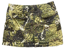 Load image into Gallery viewer, Cabi Mini Skirt Womens 14 Green Camo Raw Hem Cargo Pockets Grunge Ladies