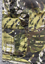 Load image into Gallery viewer, Cabi Mini Skirt Womens 14 Green Camo Raw Hem Cargo Pockets Grunge Ladies