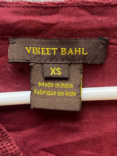 Load image into Gallery viewer, Antropologie Vineet Bahl Shirt Womens Extra Small Tassel Pom Pom Boho Peasant