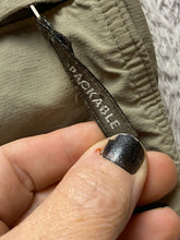 Load image into Gallery viewer, Columbia Pants Adult Medium (33x28) Tan Packable Convertible Fishing Hiking Mens