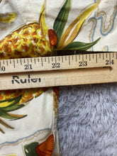 Load image into Gallery viewer, Grant Thomas Shirt Adult Medium Beige AOP Pineapple Flower Hawaiian Aloha Mens