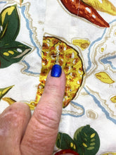 Load image into Gallery viewer, Grant Thomas Shirt Adult Medium Beige AOP Pineapple Flower Hawaiian Aloha Mens