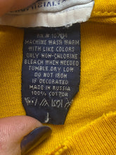 Load image into Gallery viewer, VTG Wichita State Shockers Shirt Adult Large Yellow Cadre NCAA Sportswear Mens