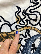 Load image into Gallery viewer, Billion Bay Shirt Adult Extra Large Tiger vs Dragon Button Up Oversized Mens