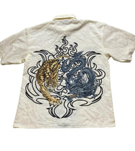 Load image into Gallery viewer, Billion Bay Shirt Adult Extra Large Tiger vs Dragon Button Up Oversized Mens