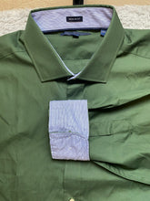 Load image into Gallery viewer, Tommy Hilfiger Shirt Adult 17.5 34/35 2XL Green Regular Fit Flip Cuffs Dress Men