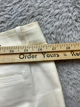 Load image into Gallery viewer, Banana Republic Shorts Womens 6 (33x10) Ivory Martin Fit Stretch Spandex Ladies