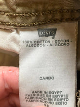 Load image into Gallery viewer, Levis Shorts Adult 38 Khaki Cargo Pockets Utility Workwear Outdoor Hiking Mens
