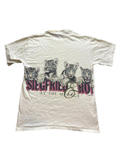 Load image into Gallery viewer, VTG Siegfried & Roy Shirt Adult Small Single Stitch At The Mirage Tiger 90s Mens