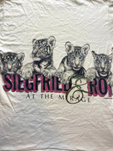 Load image into Gallery viewer, VTG Siegfried & Roy Shirt Adult Small Single Stitch At The Mirage Tiger 90s Mens