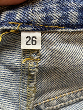 Load image into Gallery viewer, Levi's Jeans Womens 26x27.5 Blue Fade Straight Leg Distressed Thrashed Denim