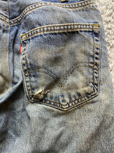 Load image into Gallery viewer, Levi's Jeans Womens 26x27.5 Blue Fade Straight Leg Distressed Thrashed Denim