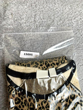 Load image into Gallery viewer, Chico's Zenergy Shirt Womens 1 (Medium) Brown Leopard Print Blouse Raglan Ladies