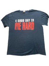 Load image into Gallery viewer, A Good Day To Die Hard Shirt Adult Large Movie Promo Dolby Bruce Willis Y2K Mens