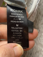 Load image into Gallery viewer, ROARK Shirt Adult Medium AOP Flower Hawaiian Classic Fit Button Up Casual Mens