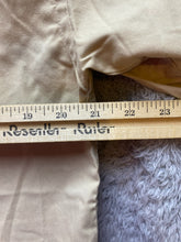 Load image into Gallery viewer, Peterbilt Shirt Adult Medium Button Up Workwear Technician Institute Patch Mens