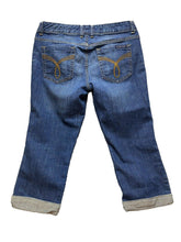 Load image into Gallery viewer, Calvin Klein Jeans 30/10 (34x20) Blue Denim Cropped Capri Cuffed Whiskered Lady
