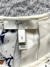 Load image into Gallery viewer, Anthropologie JOIE Shirt Womens Small Ivory AOP Floral Boho Hippie Peasant