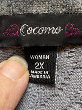 Load image into Gallery viewer, Cocomo Shirt Womens 2X Gray Plaid Lace Trim Boho Spandex Contrast Plus Ladies