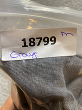 Load image into Gallery viewer, VTG Wilson Sweatshirt Adult Extra Large Gray Hooded Tennis Sportswear 80s Mens