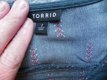 Load image into Gallery viewer, Torrid Shirt Womens 2 2XL XXL Button Up V-Neck Tunic Flowy Blouse Ladies