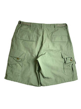 Load image into Gallery viewer, Propper Shorts Adult Medium 36x10 Green Cargo Pockets Ripstop Outdoor Mens