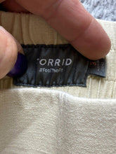 Load image into Gallery viewer, Torrid Pants Womens 3 (45x20) Beige Wide Cropped Capri Linen Rayon Spandex Lady