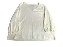 Load image into Gallery viewer, Garnet Hill Shirt Womens Large Off White Oversized Linen Blend V-Neck Blouse
