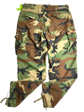 Load image into Gallery viewer, US Army Pants Adult Medium 35x29 Woodland Camo Cargo Combat Baggy Military Mens