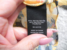 Load image into Gallery viewer, Zac & Rachel Shirt Womens 1X Yellow Smocked AOP Flower Boho Plus Rayon Ladies