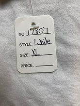 Load image into Gallery viewer, Nike Shirt Adult Extra Large White Spellout Swoosh Logo Sportswear Active Mens