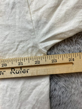 Load image into Gallery viewer, Charlotte Hornets Shirt Adult Extra Large White Center Logo Basketball NBA Mens