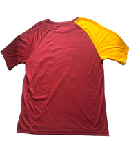 Load image into Gallery viewer, Cleveland Cavaliers Shirt Adult Medium Lebron James #23 Maroon Gold Majestic Men