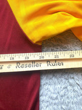 Load image into Gallery viewer, Cleveland Cavaliers Shirt Adult Medium Lebron James #23 Maroon Gold Majestic Men