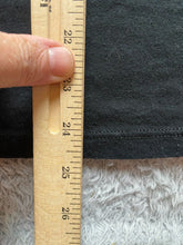 Load image into Gallery viewer, VTG SEPT 11th Shirt Adult Medium Black Statue Of Liberty American Flag Y2K Mens