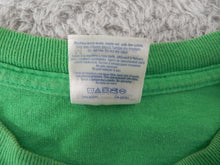 Load image into Gallery viewer, VTG St. Patrick's Shirt Adult Medium Flynn's Irish Tavern St Patty's Day Mens