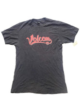 Load image into Gallery viewer, Volcom Shirt Adult Medium Black Script Logo Crewneck Streetwear Skateboard Mens