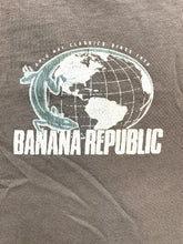 Load image into Gallery viewer, Banana Republic Shirt Adult Medium Clay Lizard Globe Crewneck Classic Mens