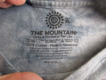 Load image into Gallery viewer, The Mountain Shirt Adult Extra Large Eagle USA Flag Patriotic Streetwear Mens